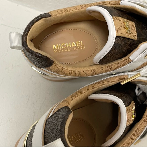 🆕 Michael Kors Georgie Metallic Leather Trainer Sneakers Sz 9.5M - Picture 12 of 13